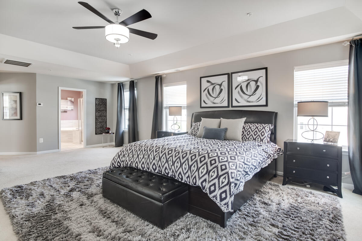 Owner's Suite · White Plains, MD